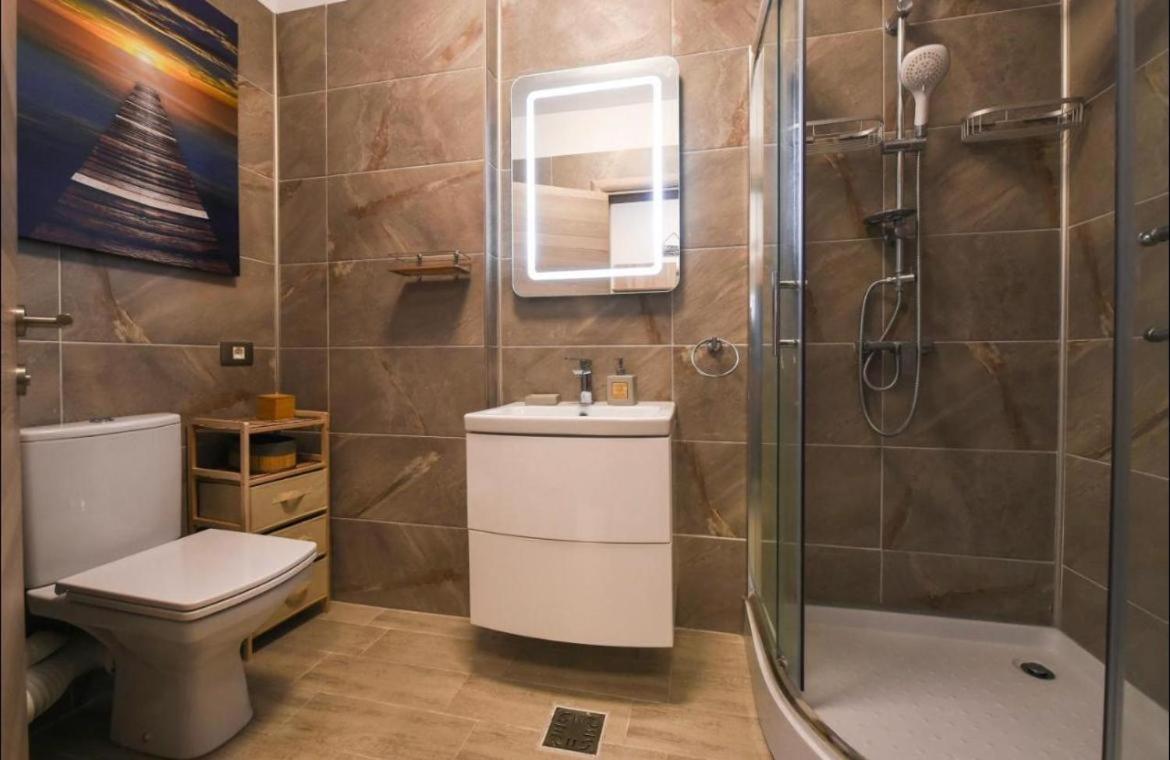 Alezzi Beach Resort Nautica Нэводари Экстерьер фото